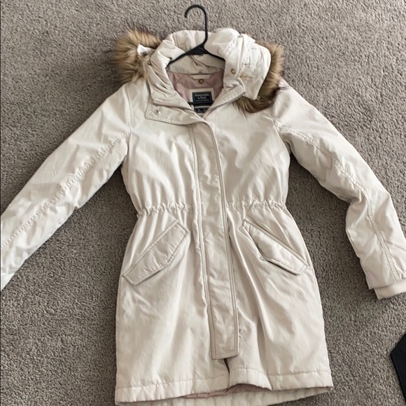 Abercrombie and Fitch coat - Picture 1 of 4
